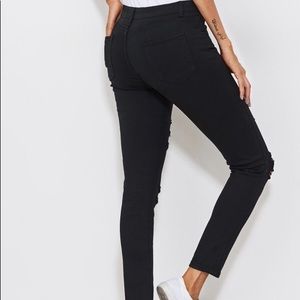 Distressed Skinny Jeans